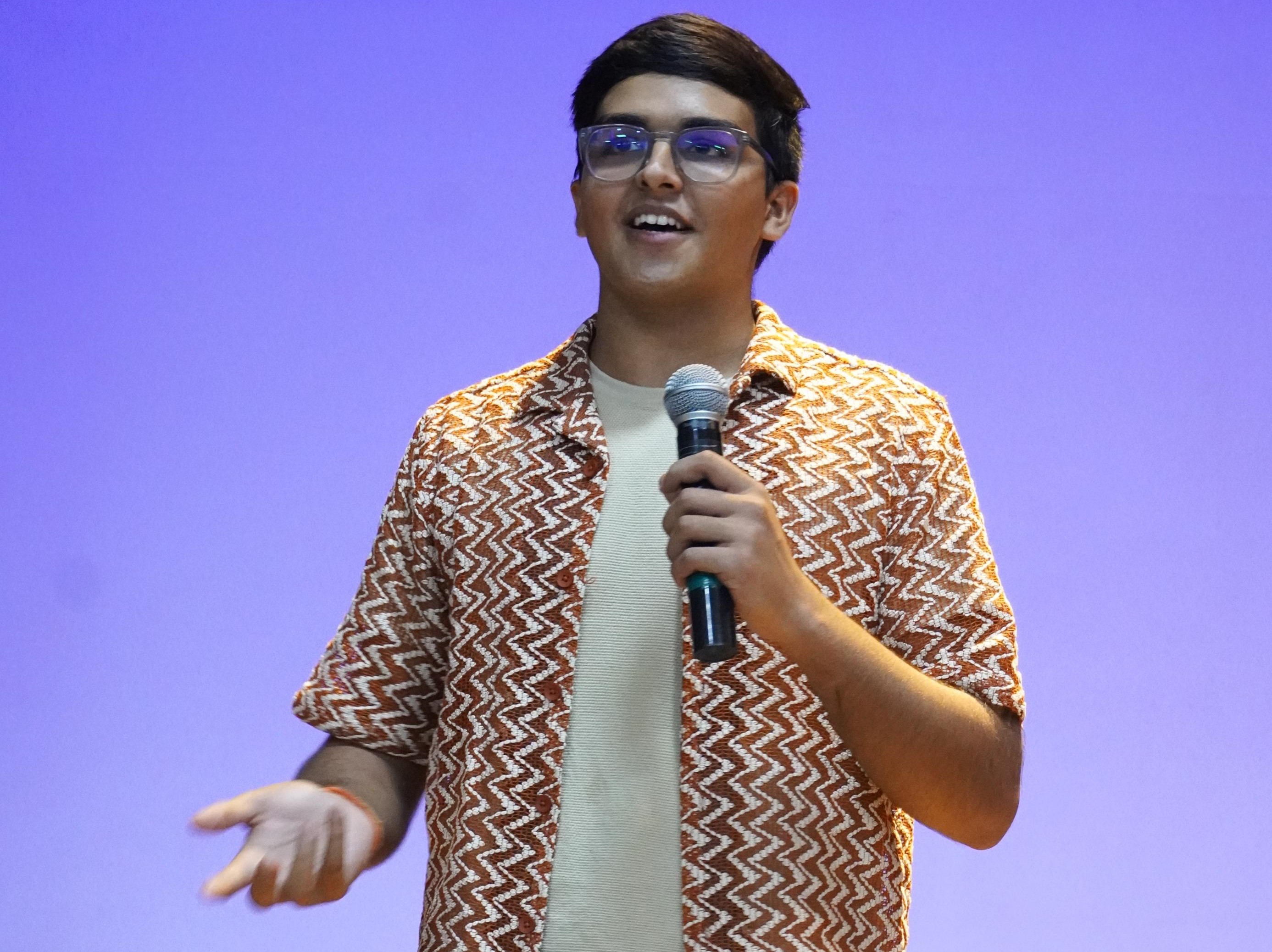 Pankaj from SOLARIDE reading about renewable energy